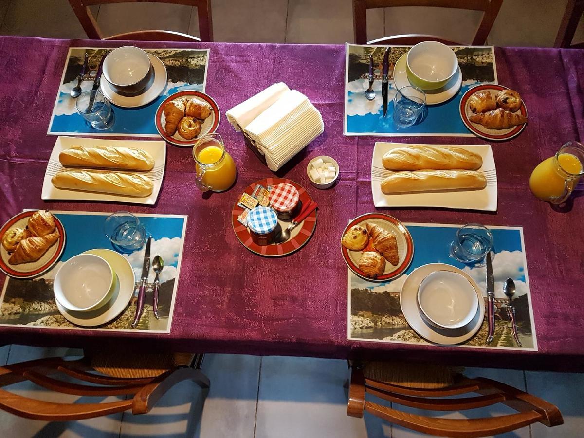 La Combe Joseph Bed & Breakfast Remoulins Ngoại thất bức ảnh